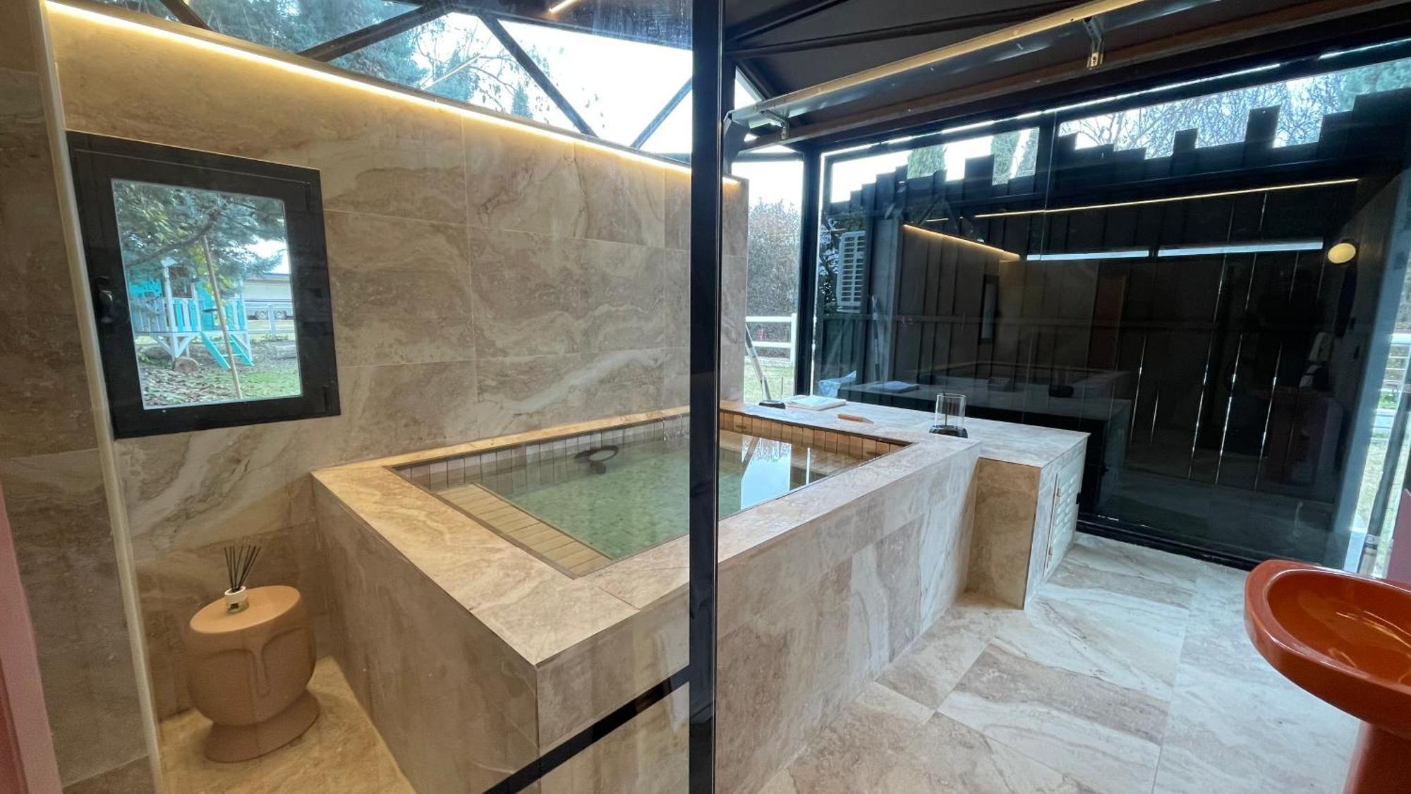Hearts & Ponies Apartamentos Con Piscinas Privadas Cerca De La Warner チンチョン エクステリア 写真